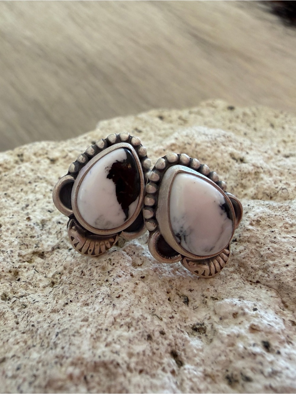 ❤️White Buffalo Stud Teardrop Earrings Matte Brushed Sterling Navajo Style .58”L - Picture 6 of 15